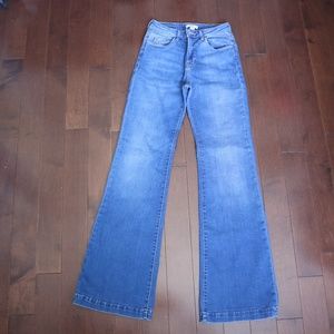 flared blue jeans